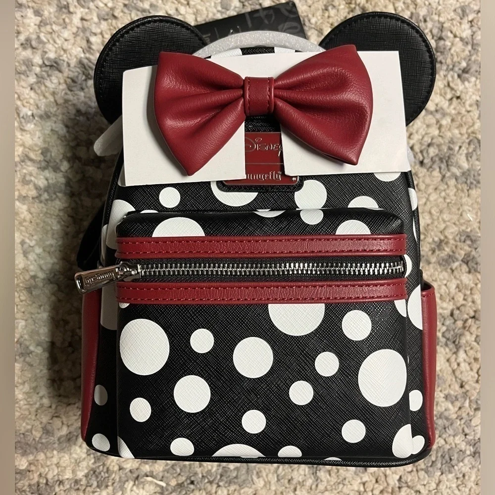 NWT Loungefly Black and White Polk A Dot Minnie Mouse Bag